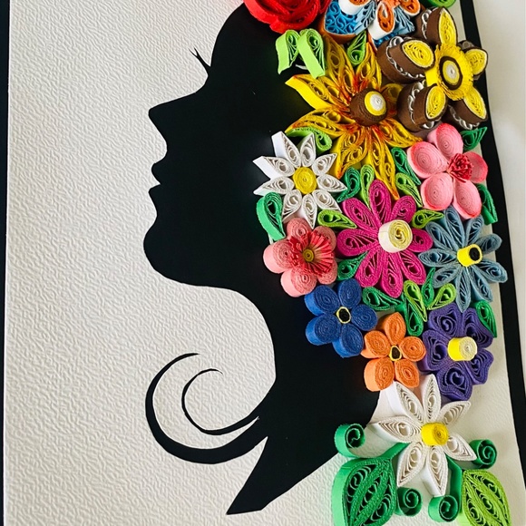Quilling Love Woman Face Painting - Picture 6 of 12